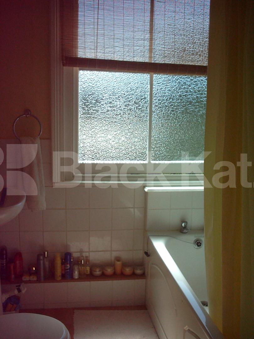 			3 Bedroom, 1 bath, 1 reception Flat			 Lambton Road, Crouch Hill